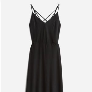 Market and spruce medium black maxi dress